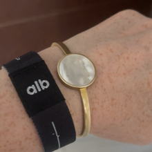 Load image into Gallery viewer, Smart Love Bangle